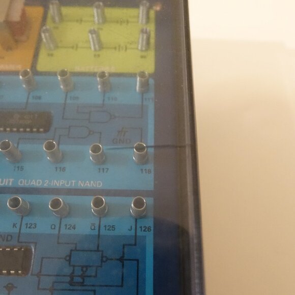 Science Fair 200 in One Electronic Project Lab Vintage Tandy Radio Shack - Picture 6 of 12